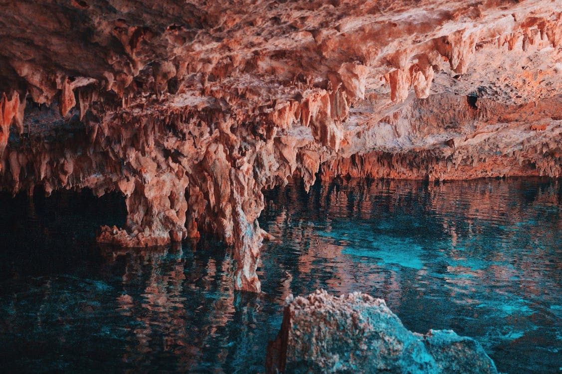 Les Plus Belles Grottes cachées à visiter en famille en Ariège